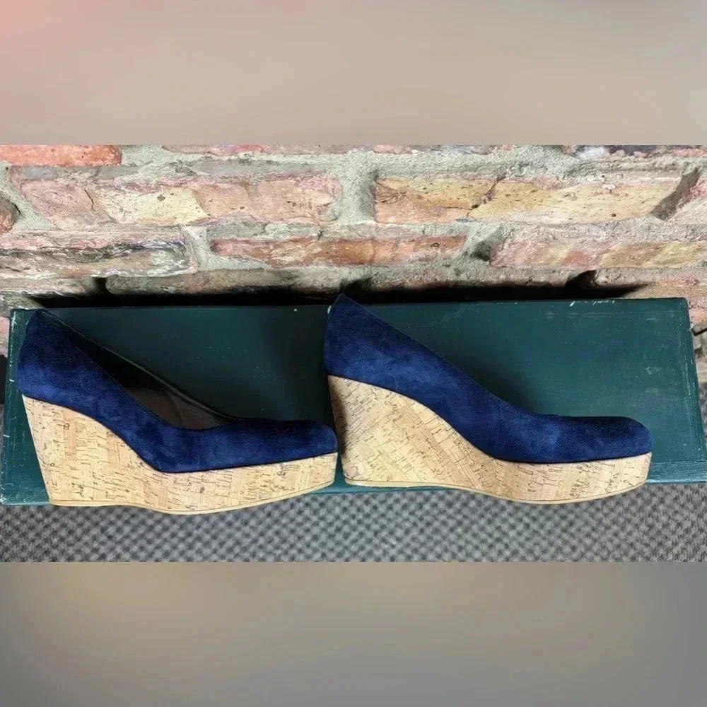 Stuart Weitzman Shoes - size 6.5 - Picture 2 of 4